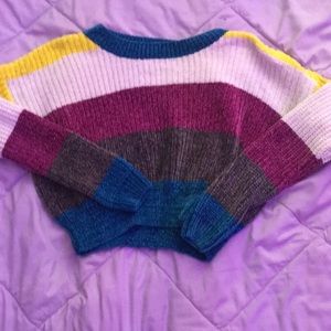 colorful sweater. very comfortable and super cute!
